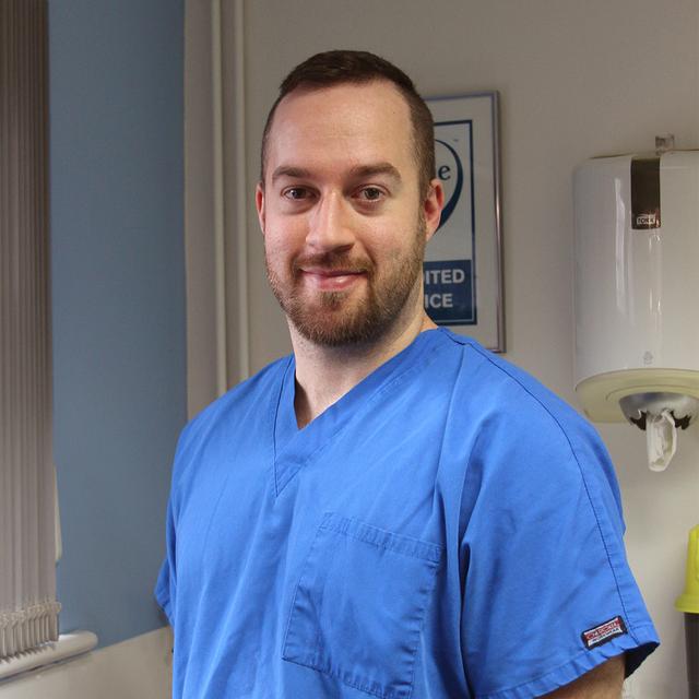 Veterinary surgeon, Dr Kyle Martinko